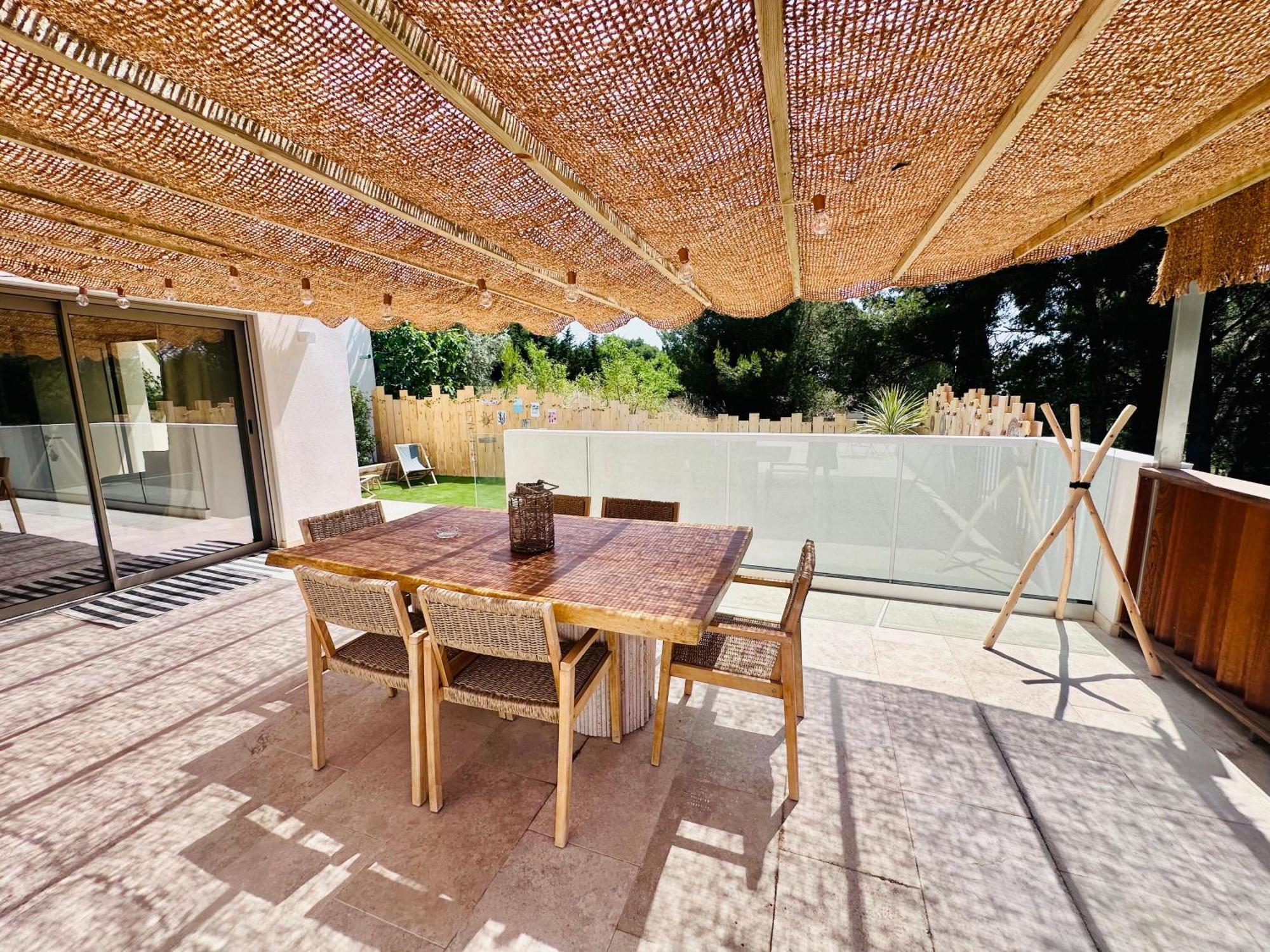 Mathaia Cassis Villa *